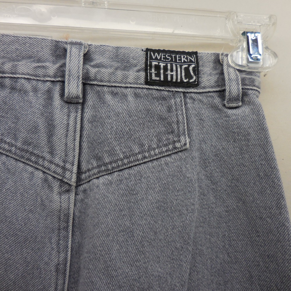 Western Ethics Vintage 90s High Waisted Pleated Studded Gray Jeans 23 x 35 Queen